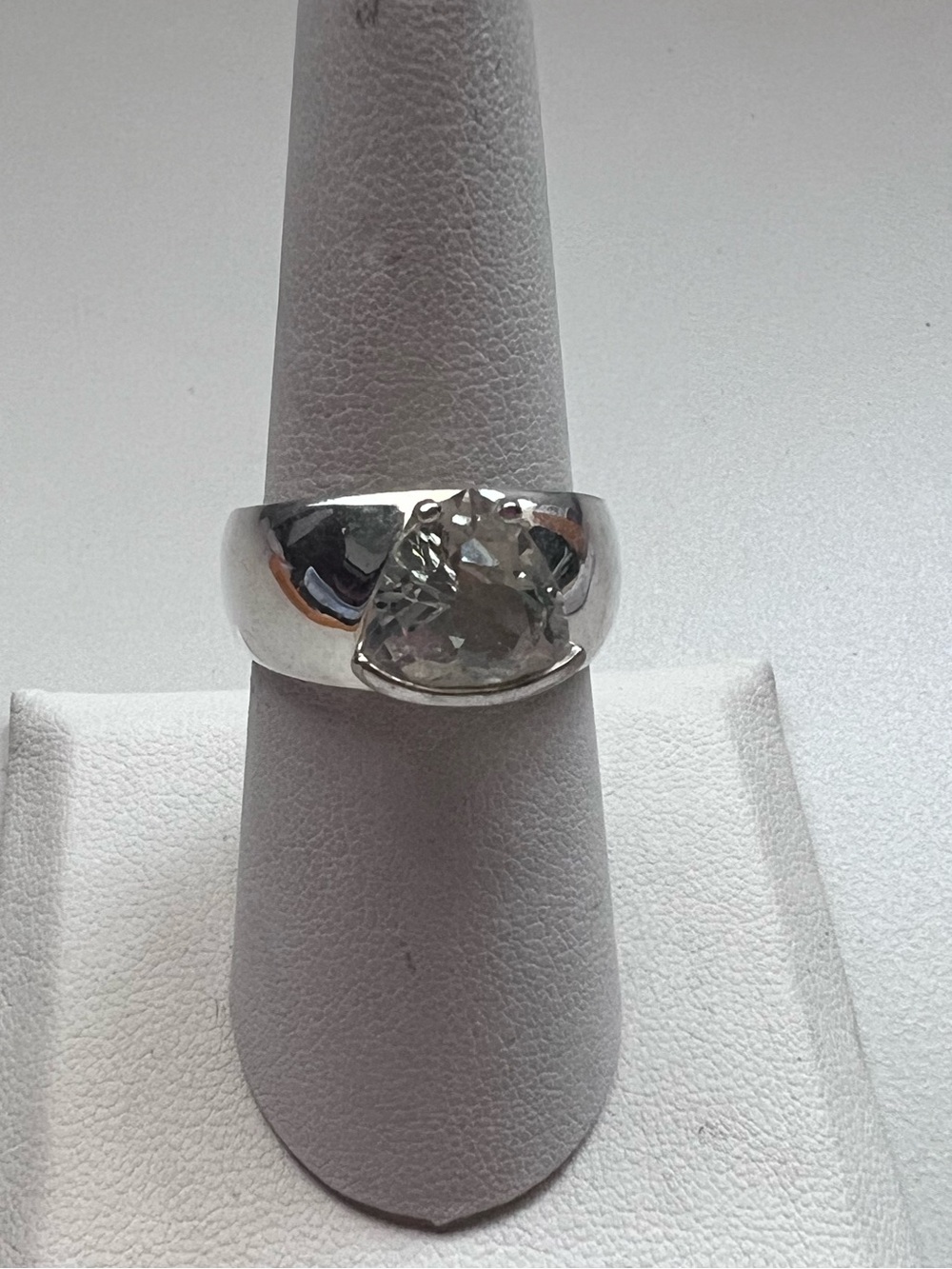 Vintage Sterling Silver Trillant Cut Cubic Zirconia Ring Size 8